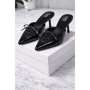 GBG Los Angeles Black Mule Heels Size 7.5M – Lace-Up Pointed Toe Patent Leather